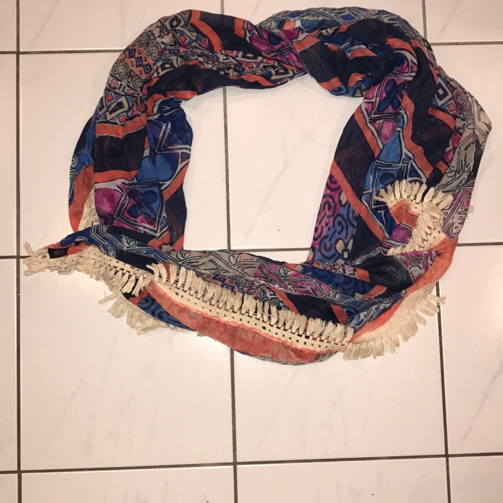 BEAUTIFUL summer scarf